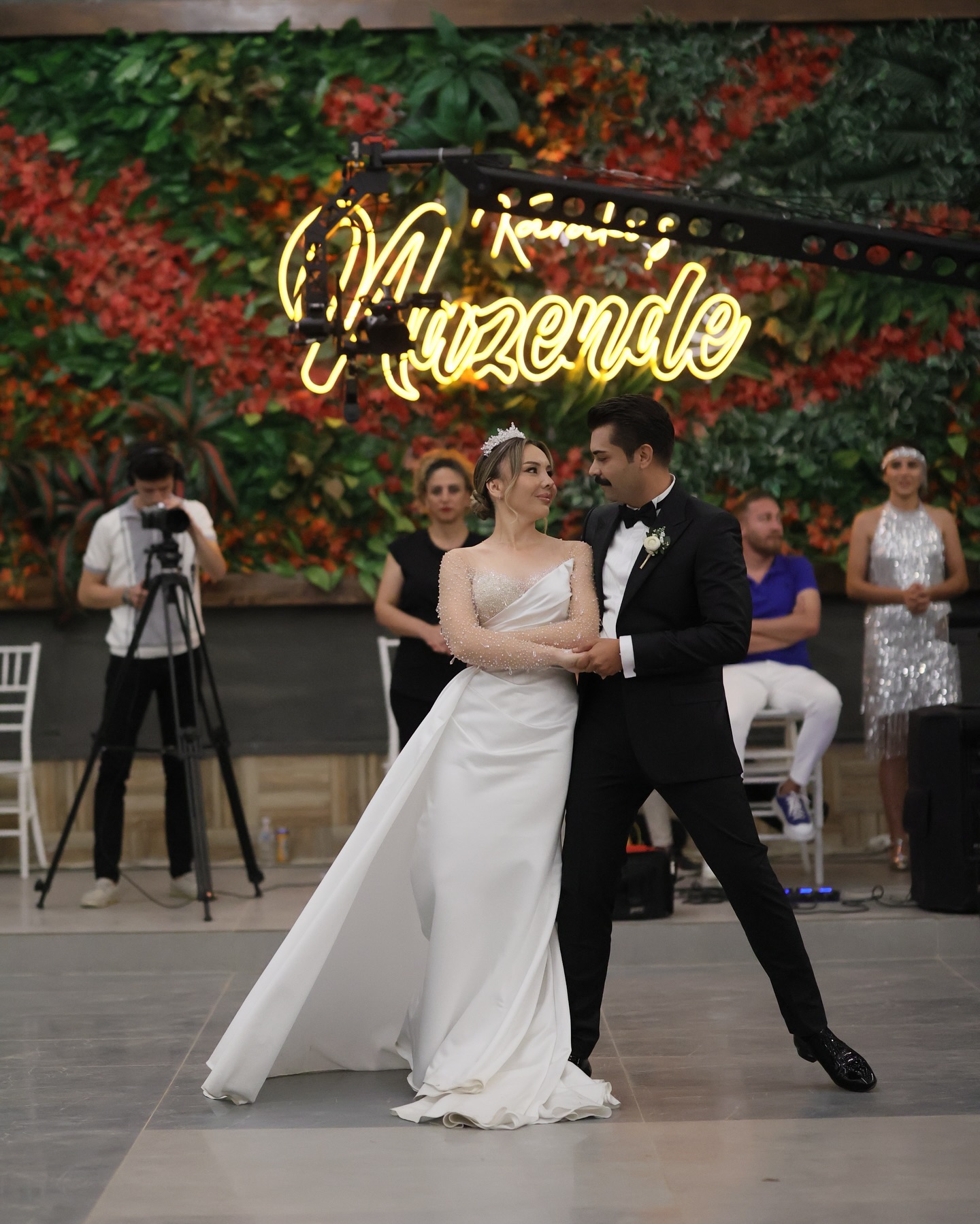 İstanbul Gelinlik Firması : Mediha Cambaz Bridal